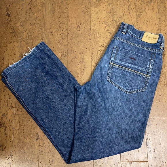 Indigo Palm by Tommy Bahamas Jeans - Picture 15 of 17